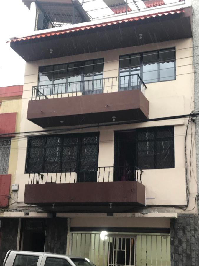 Albergue Camry Backpackers佳美背包客旅馆 Куенка Екстериор снимка