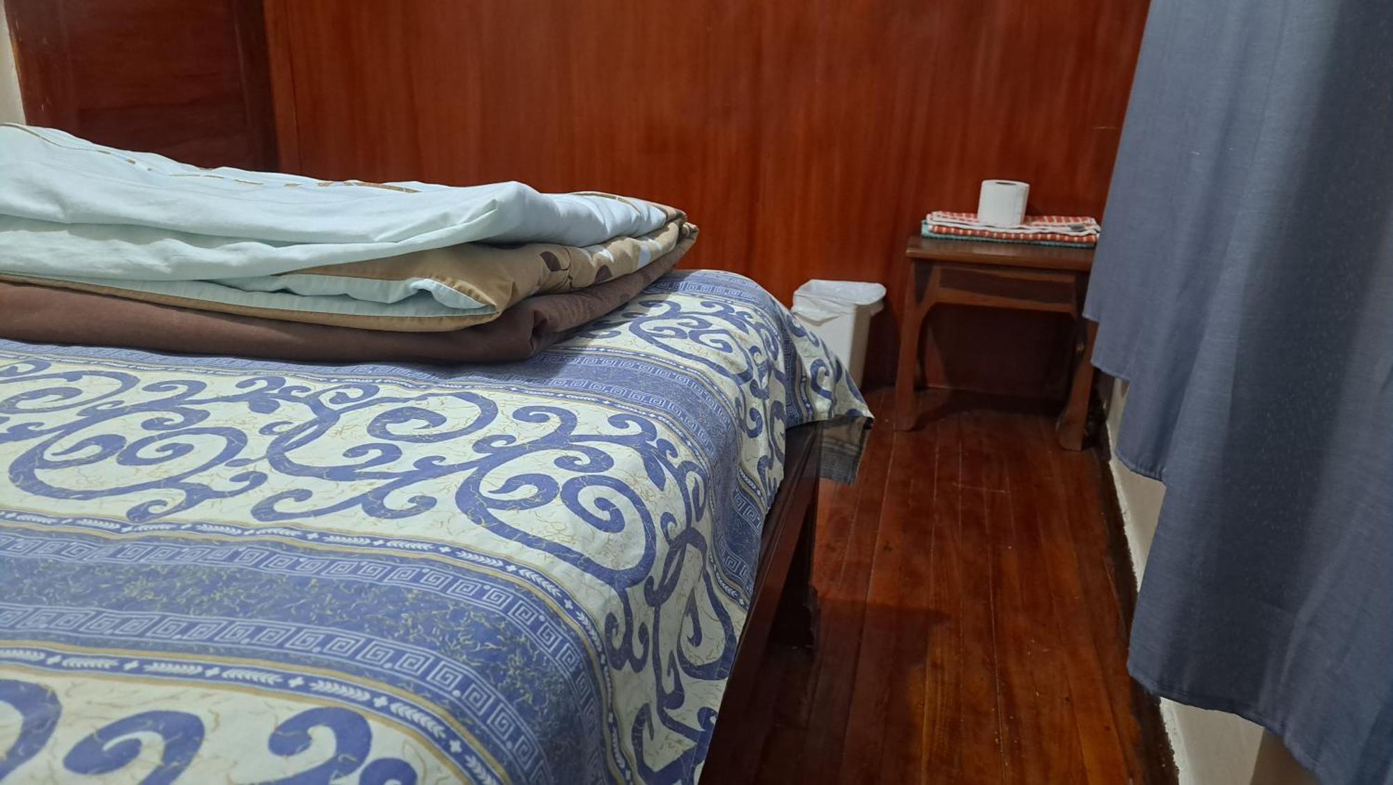Albergue Camry Backpackers佳美背包客旅馆 Куенка Екстериор снимка